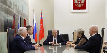 Депутаты облдумы отмечены благодарностями Администрации Президента России