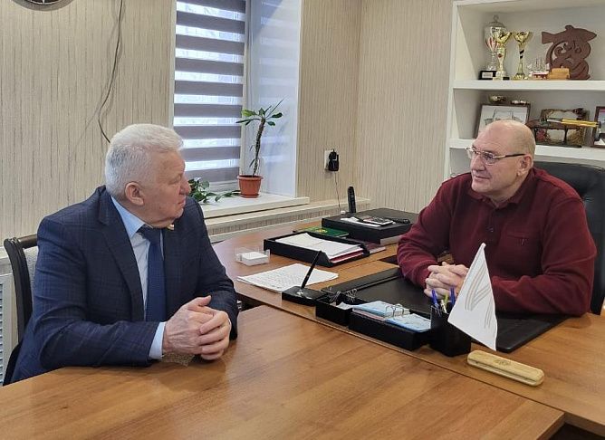 Александр Шевченко провел встречу в Жирновском районе