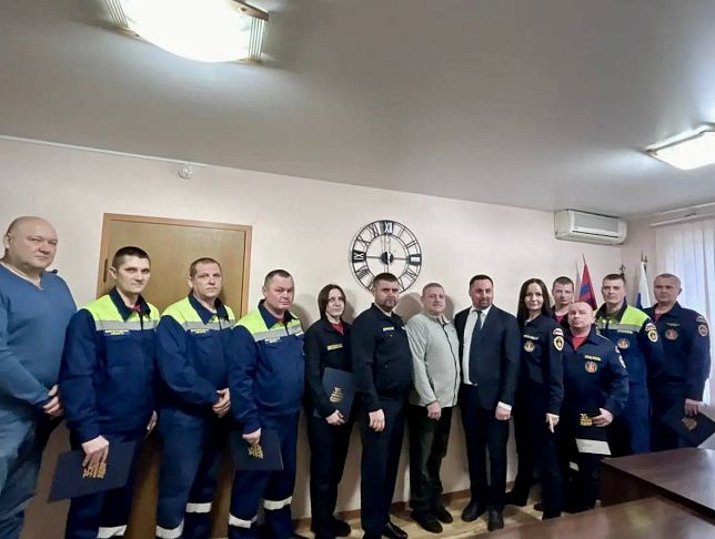Алексей Логинов поздравил сотрудников аварийно-спасательной службы с Днём спасателя