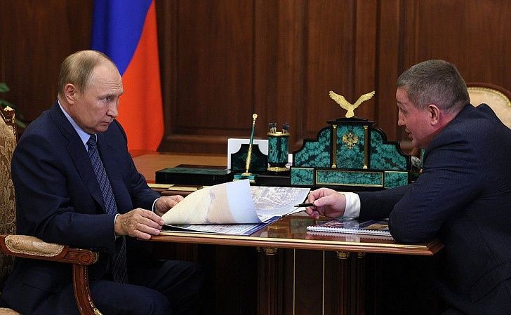 Президент России встретился с губернатором Волгоградской области