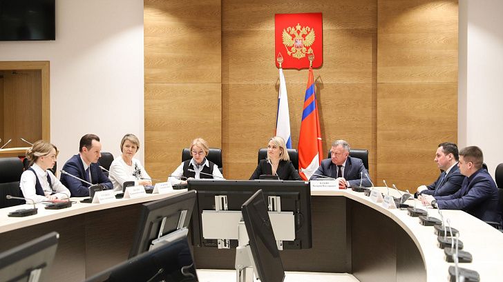 Думский комитет рекомендовал кандидатуру Ирины Муравьевой для назначения на должность руководителя Облкоммолодежи