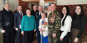 В честь Дня защитника Отечества навестили ветерана Великой Отечественной войны