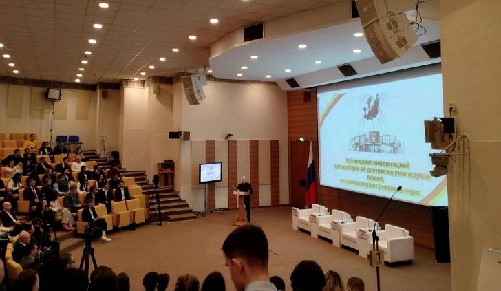 Двое представителей Волгоградского региона стали финалистами проекта «Справедливой России»  «Дорога на Думу. Регионы»