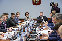 Законодатели совершенствуют механизмы социальной поддержки граждан