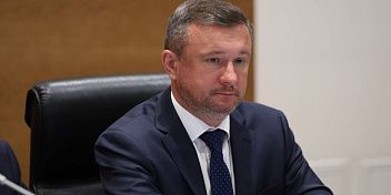 Поздравление с Днём знаний от первого заместителя председателя Волгоградской областной Думы, руководителя фракции «Единая Россия» в Волгоградской областной Думе Михаила Струка