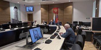 Профильный комитет рассмотрел изменения в законодательство о дорогах и связи