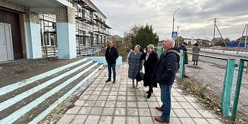 Капитальный ремонт Качалинской средней школы идет по графику