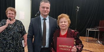 В рамках празднования 80-летия Великой Победы  Евгений Кареликов встретился с детьми Сталинграда