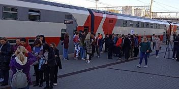 В Волгоград прибыл первый двухэтажный туристический поезд