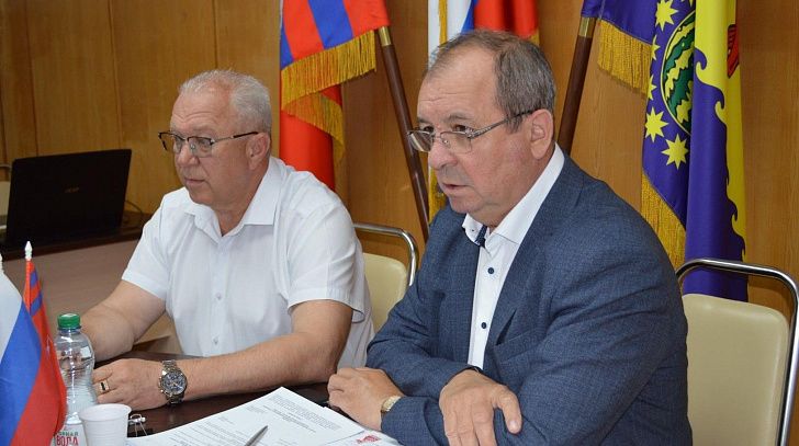 Стратегию госполитики по развитию казачества обсудили в Быковском районе