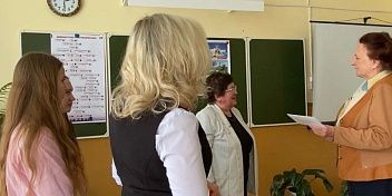 Юные таланты из Фроловского района отправятся на престижный форум в Санкт-Петербург благодаря поддержке руководителя фракции КПРФ Волгоградской областной Думы Тамары Головачевой