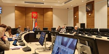 Парламентарии рассмотрели возможность установления остановочных пунктов за пределами территорий автовокзалов