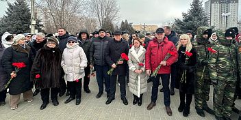 Волжане почтили память россиян, исполнявших служебный долг за пределами Отечества