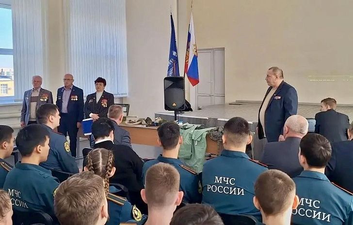 Урок мужества в  волжском филиале Волгоградского медико-экологического техникума 
