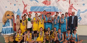 В Котельниковском районе чествовали лучших спортсменов – баскетболистов