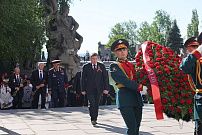 На Мамаевом кургане почтили память защитников Отечества