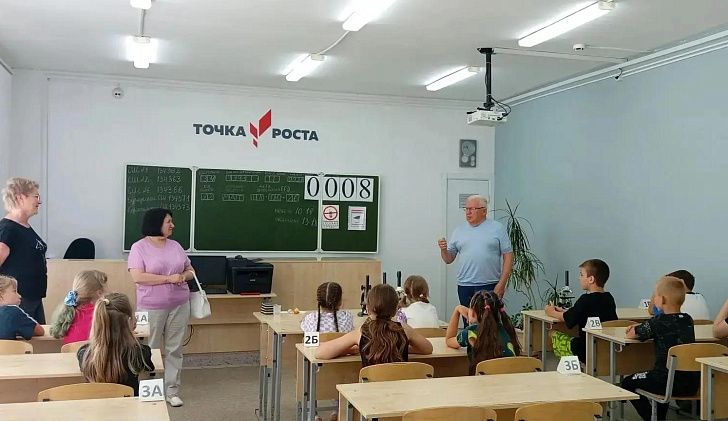Безопасность детства под депутатским контролем: Александр Шевченко проверил организацию отдыха в СШ №6 города Котово