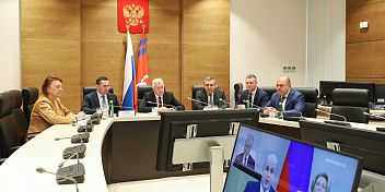 Парламентарии заслушали ежегодный отчет Правительства РФ