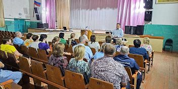Рабочая поездка в Еланский район