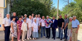 90-летний юбилей ветерана нефтегазовой отрасли!