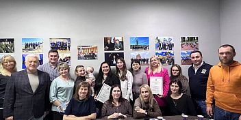 Депутаты ЛДПР встретились с многодетными мамами