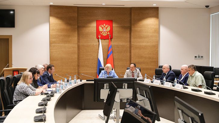 Профильный комитет регпарламента поддержал кандидатуру Александра Мелкумова на должность председателя ОблкомЖКХ