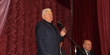 Александр Шевченко посетил отчет главы Нижнедобринского сельского поселения