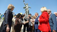 Пламя памяти: частицу Вечного огня с Мамаева кургана передали на Ставрополье