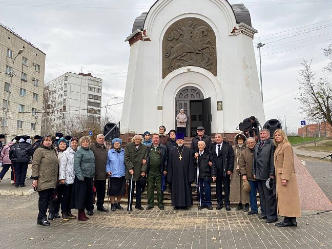 В Советском районе почтили память героев 