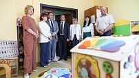 Депутаты облдумы обсудили вопросы поддержки молодых мам и детей с особенностями здоровья