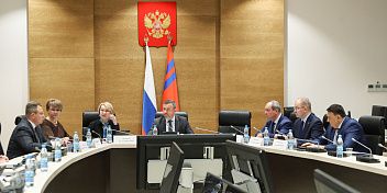 Региональный парламент приступил к рассмотрению проекта областного бюджета
