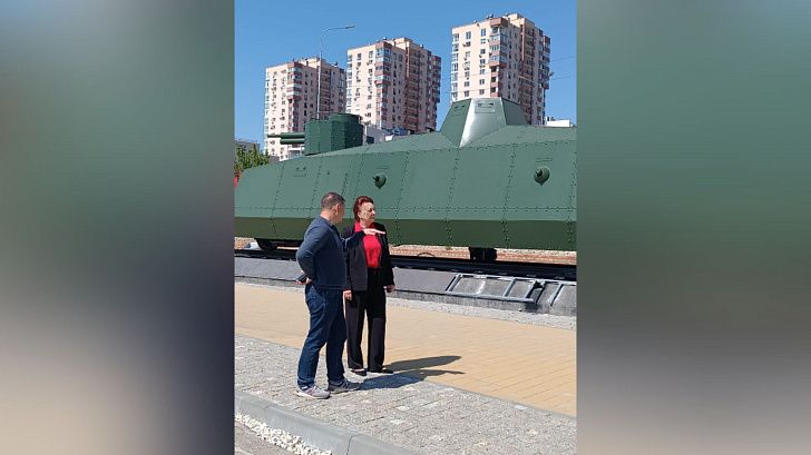 Тамара Головачева посетила экспозицию «Бронепоезд войск НКВД»