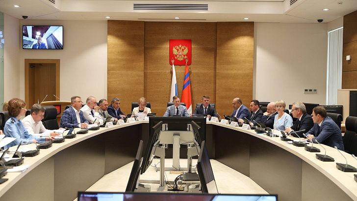В облдуме обсуждают проект нового закона об инвестициях