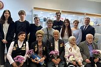 Евгений Кареликов встретился со школьниками из Нового Уренгоя