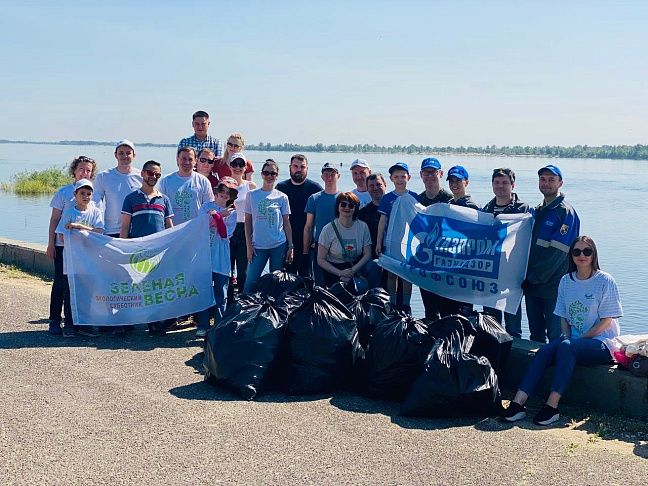 В акции «Чистые берега - 2024» приняли участие работники Объединения «Газпром в Волгоградской области»