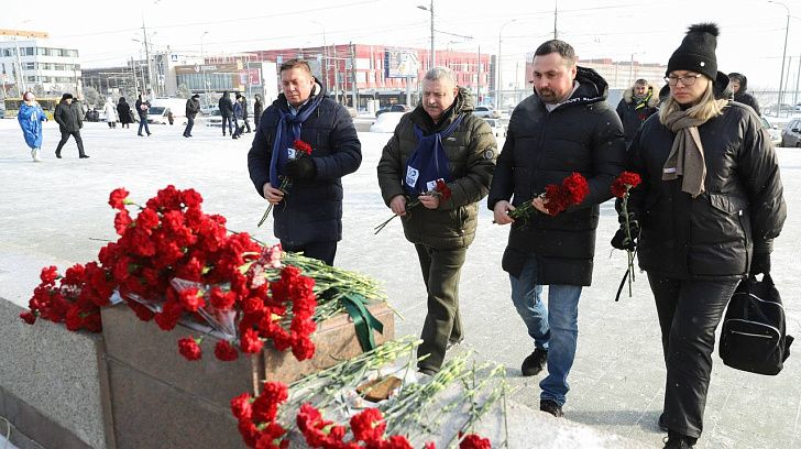 В Волгограде представители ЛДПР почтили память жертв блокады Ленинграда
