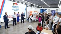 В Волгограде впервые прошла ярмарка вакансий для участников СВО