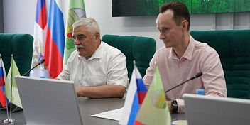 Перспективы сотрудничества в научной сфере обсудили депутат Волгоградской областной Думы, ректор ВолгГМУ Владимир Шкарин и директор ФНЦ Агроэкологии РАН Александр Беляев