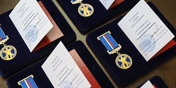 Подвиг школьников отмечен медалями «За проявленное мужество» 