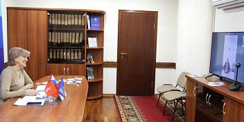 Зина Мержоева провела прием граждан по вопросам улучшения образовательной сферы