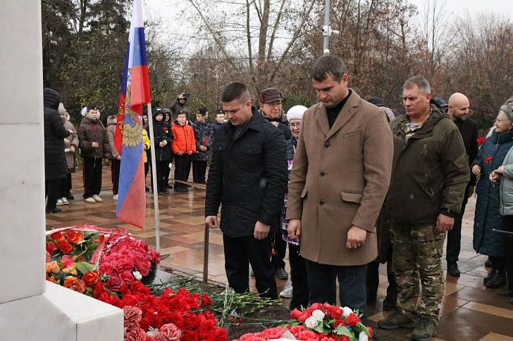 19 ноября 1942 года под Сталинградом началась операция «Уран» — контрнаступление советских бойцов против немецких захватчиков