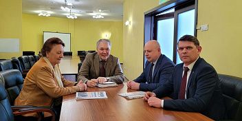 Встреча парламентариев