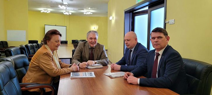 Встреча парламентариев