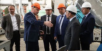Кадровые вопросы обсудили на производственной площадке 