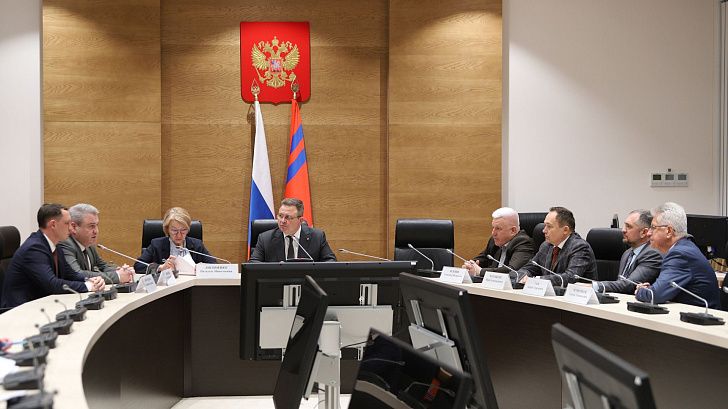 Кандидатура нового главы Облпромторга и ТЭК поддержана региональными парламентариями