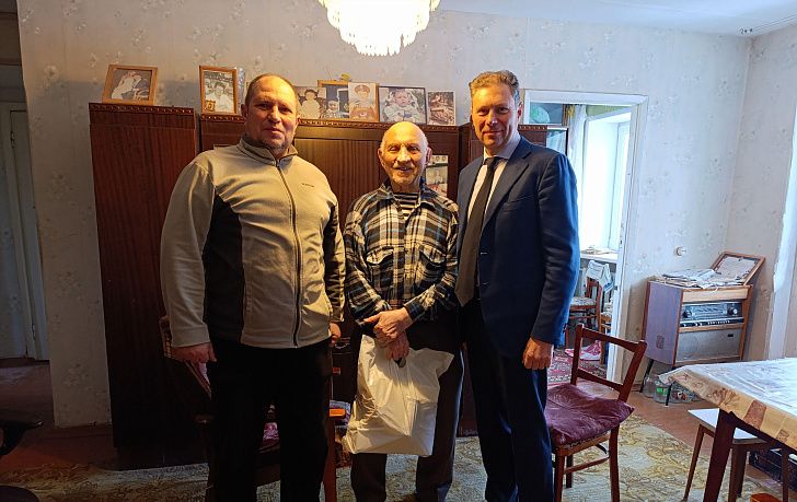 Станислав Коротков встретился с ветераном  