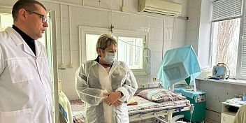 Наталья Семёнова оценила состояние медучреждений Жирновского и Котовского районов