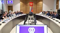 Законодатели встретились с участниками проекта «Сталинградский призыв» 