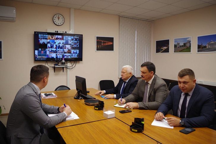 Развитие современных технологий производства и глубокой переработки в агропромышленном комплексе обсудили в Государственной Думе