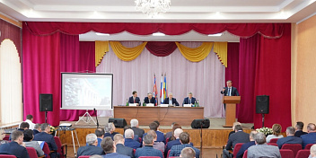 Депутаты на заседании в Серафимовичском районе обсудили вопросы экологии и лесоразведения
